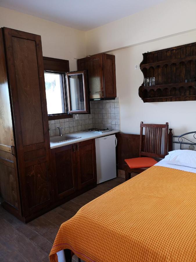 Flygonion Guesthouse Kiriákion Exteriér fotografie